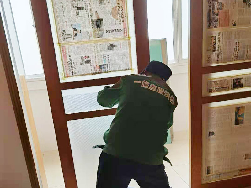 誰說塑鋼窗戶變形維修不了？只要窗戶變形不嚴(yán)重都可以這樣處理